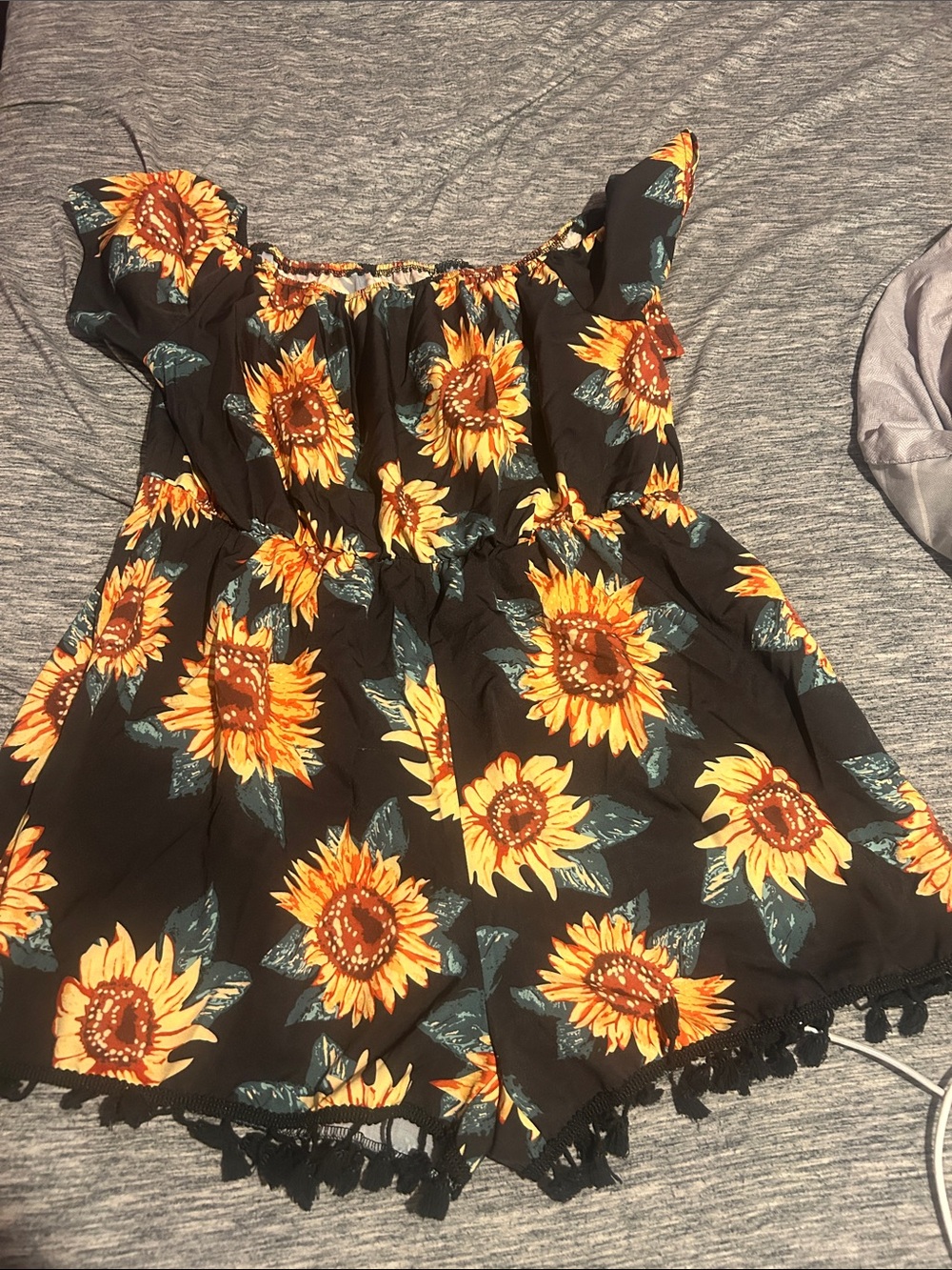 SHEIN Black Sunflower Tassel Trim Romper